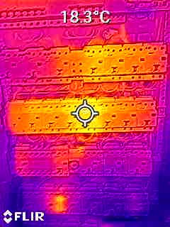 FLIR-Wärmebild eines Wärmetauschers mit Messwert 18,3 Grad Celsius